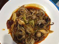 -臻鲜燕海鲜融合餐厅(金陵style店)