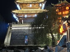 -雪山彩虹谷景区
