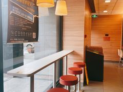 用餐区-麦当劳(天骄店)