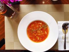 每日例汤-YUE·6·西式融合餐厅(外滩六号店)