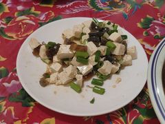 -闯关东东北农家菜(崂山石老人店)
