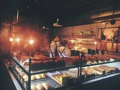 面包甜点陈列柜-仙峰天然面包(迎宾路店)