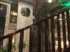 -忆江南·临江鱼馆