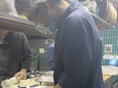 -粤凤佬
