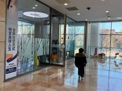 -新浪高尔夫新天地室内高尔夫练习场(国贸·中海广场店)