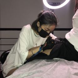 点击看大图 -729CLUB美式风格纹身店