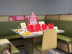 -海底捞火锅(高新活力城Villgae店)