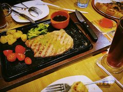 -必胜客(中大银泰店)