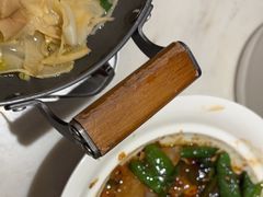 -小菜园新徽菜(南京秦淮龙蟠汇店)