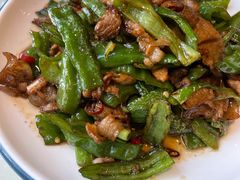 小炒肉-八珍饺子·烤鸭·家常菜