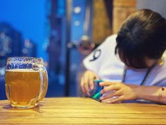 -顽啤猴精酿
