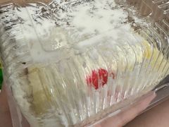 -红宝石·鲜奶小方·海派西点房(南丹店)