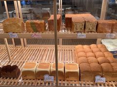 -崎本的店·专业酵种吐司(无锡万象汇店)