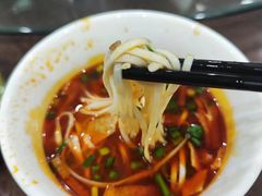 -小崔家臊子面(蔡家坡总店)