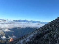-牛背山