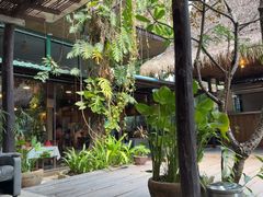 -The Palmboo Restaurant