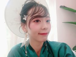 -AMOR艾沫婚纱奢品荟(设计师勒泰店)