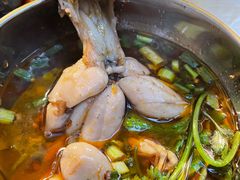 老铁锅秘制美蛙-鸿顺老铁锅美蛙鱼府(解放碑店)