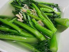 山泉水浸菜心-陶陶居酒家(新天地店)