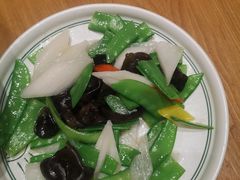 金雀花百合五彩时蔬-云海肴·汽锅鸡·云南菜(东坝金隅店)