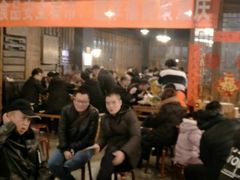 等位区-白乐天毛肚火锅馆(南滨路店)