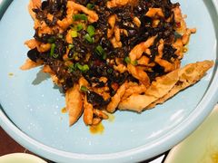 老油条的鱼香肉丝-新白鹿餐厅(爱琴海购物中心店)