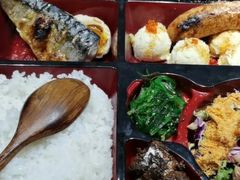 温泉蛋鸡肉盖浇饭定食-信日本料理(信义坊店)