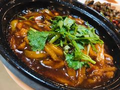 咸鱼茄子煲-粤秀小厨·广式早茶(辽宁路店)