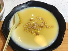 -牛华八婆麻辣烫(龙湖U城店)