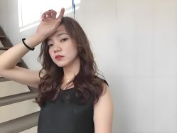 -米娜护肤造型