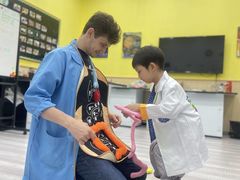 -神奇科学家STEAM科学实验科创赛事机器人编程逻辑思维MadScience(长宁来福士校区)