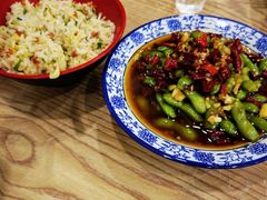 -江城燕子大排档(江汉路步行街店)