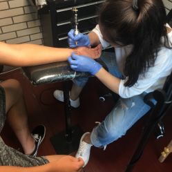 -明星刺青·洗纹身