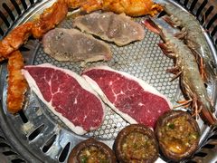 -汉城烤肉·黑金冠(华山路店)