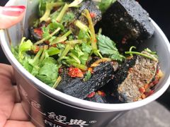 长沙臭豆腐-黑色经典臭豆腐·湖南特产(步行街店)