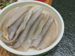 -两三事小郡肝串串香火锅(桂庙店)