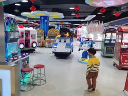 -蹦蹦乐园(南桥百联店)