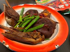 -冶建镜子·老南昌大排档·江西虾王(总店)