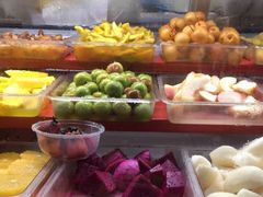 自助取餐区-老炳·七丛松甘草水果