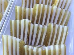 桂花椰汁千层糕-小鱼泡芙