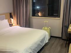 -不晚酒店(苏州观前平江路店)