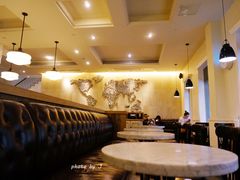 大堂-星巴克臻选(广州沙面店)