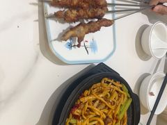 -马尔龙新疆饭店·清真(瑞景店)