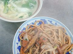-珠宝街老左杂酱面馆