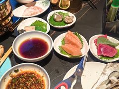 -雍容荟帝王蟹活龙虾展台自助(IFS黑金店)