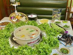 -土连锅·现熬养生汤锅(梁家巷店)