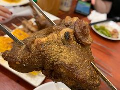 烤猪蹄-乐屋·冬天吃烤鱼·夏天来撸串 Lu's BBQ Box Hill