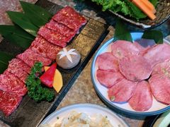 -炼火烤肉店