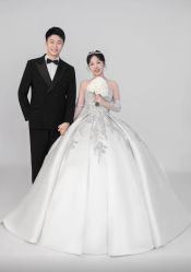 -雅云婚纱摄影工作室旗舰店