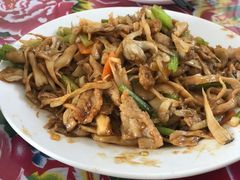 -何适山庄 ·可团建(水长城P2停车场店)